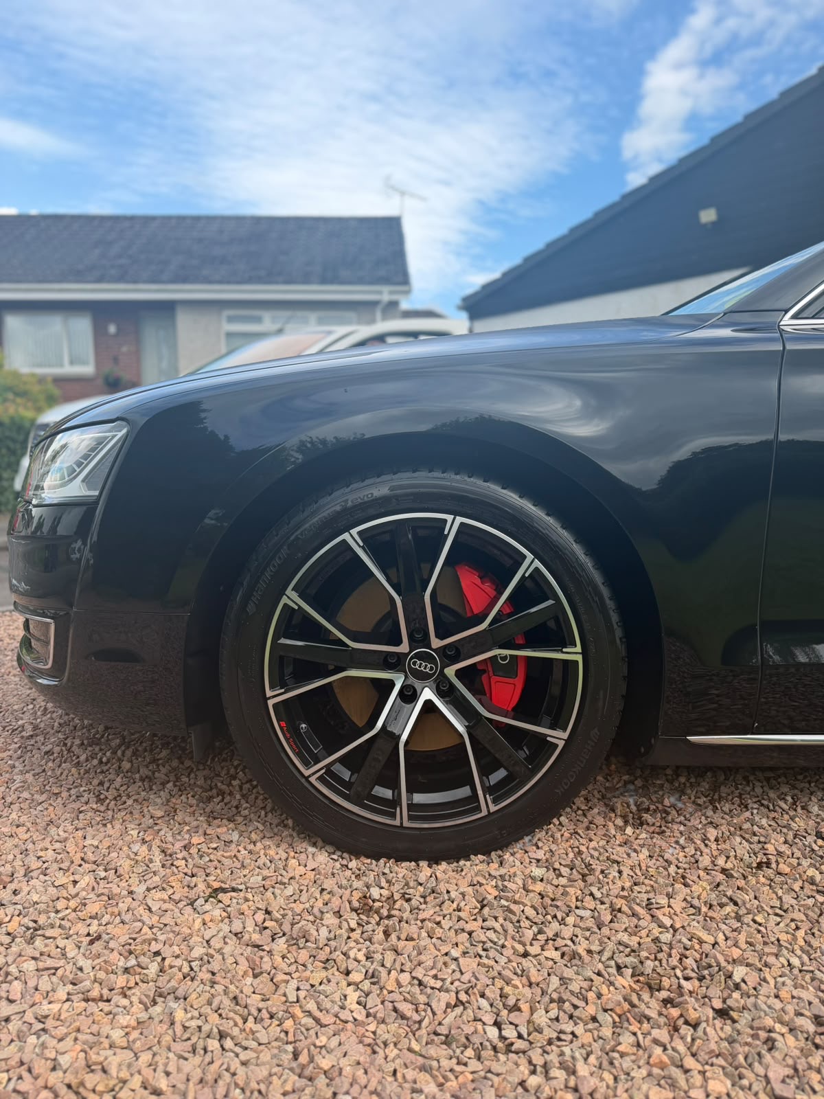 Audi S8 with diamond cut alloy wheels and red calipers
