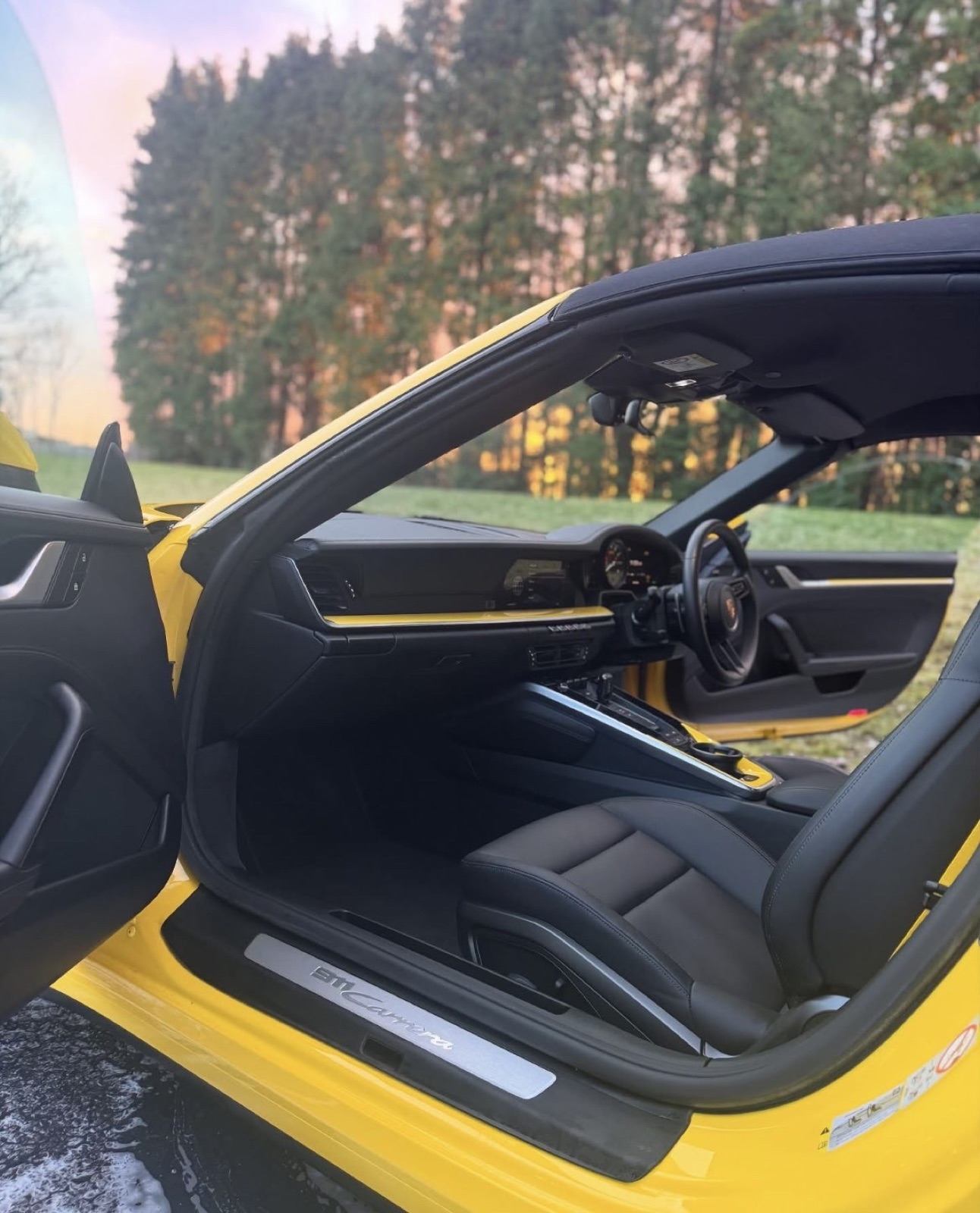 Yellow Porsche 911 Carrera with freshly protected paintwork by Rinse Revive
