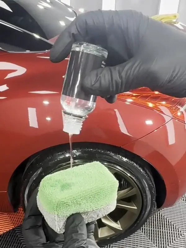 Applying a ceramic coating