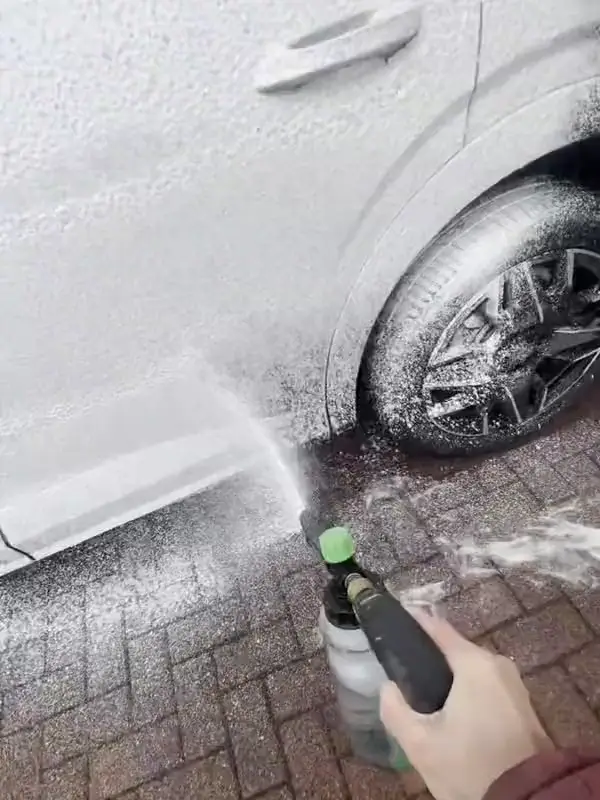 Snow foam safe wash